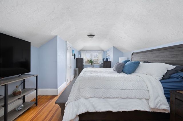 62 Peckham Avenue, North Providence, RI 02908