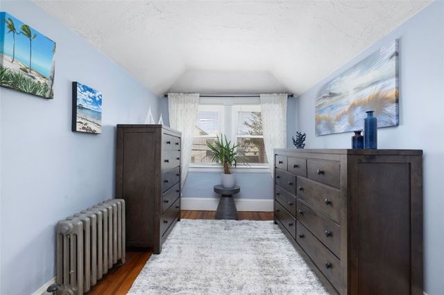 62 Peckham Avenue, North Providence, RI 02908