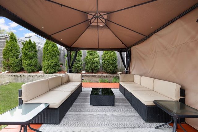 62 Peckham Avenue, North Providence, RI 02908