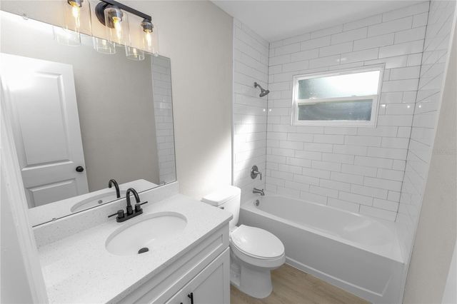 1208 BLAKE AVENUE, Auburndale, FL 33823