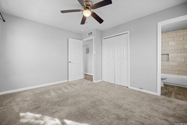 339 Creath Pl, San Antonio, TX 78221