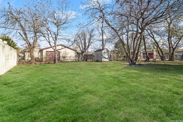 339 Creath Pl, San Antonio, TX 78221