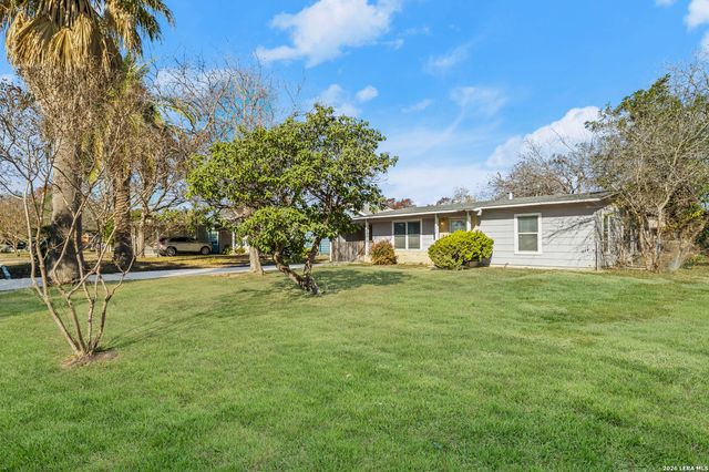339 Creath Pl, San Antonio, TX 78221