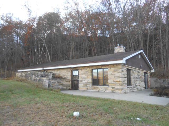 W4663 US HWY 12 & 16, Mauston, WI 53948