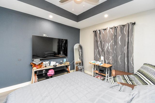 1303 W Ellaine Avenue, Pasadena, TX 77506