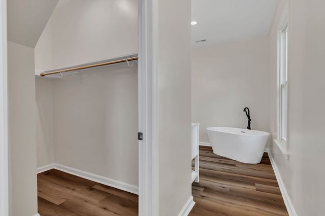 601 S Russell St, Portland, TN 37148