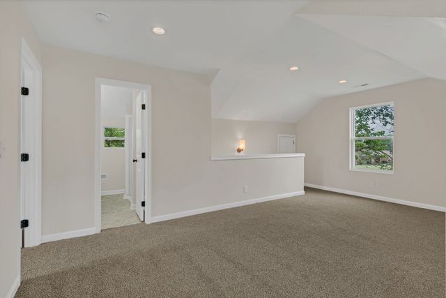 601 S Russell St, Portland, TN 37148