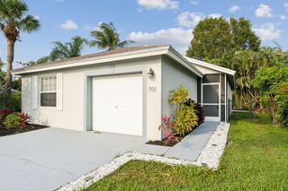 701 Key West Street, Boynton Beach, FL 33426