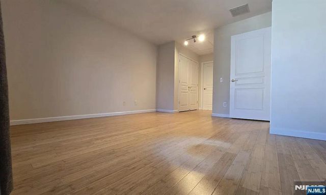 68 Buckthorn Court, Paramus, NJ 07652