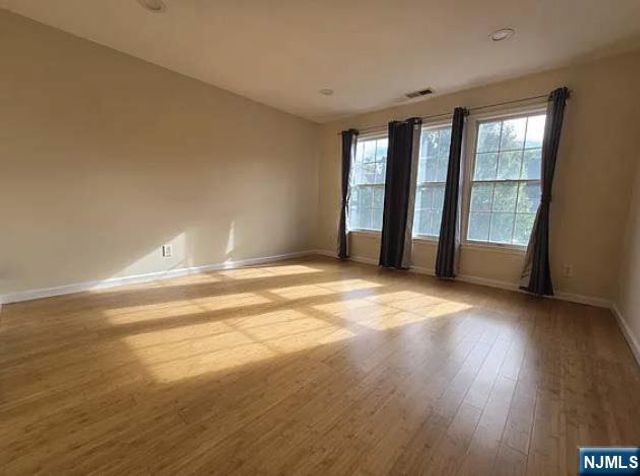 68 Buckthorn Court, Paramus, NJ 07652