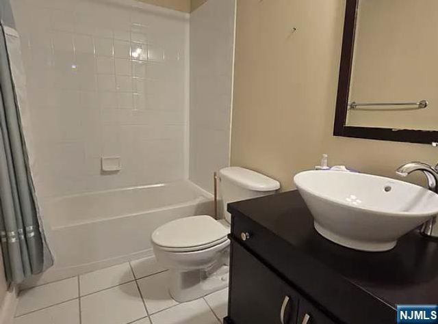 68 Buckthorn Court, Paramus, NJ 07652