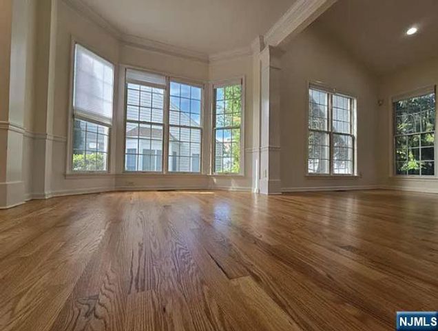 68 Buckthorn Court, Paramus, NJ 07652