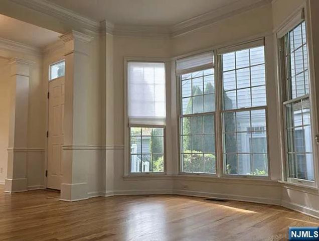 68 Buckthorn Court, Paramus, NJ 07652