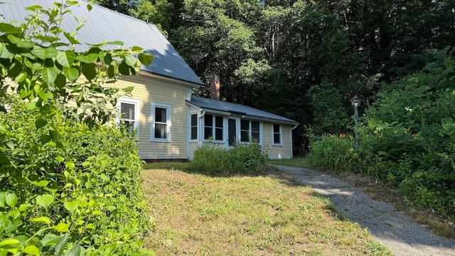9 Old Main Street, Warner, NH 03278
