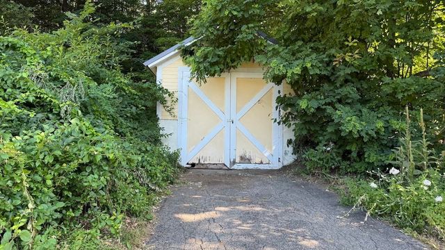 9 Old Main Street, Warner, NH 03278