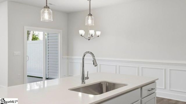 614 Jules Lane, Moore, SC 29369