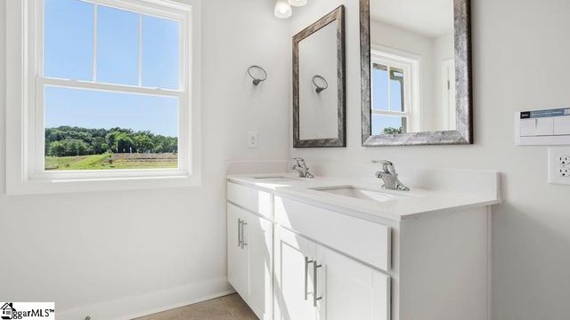 614 Jules Lane, Moore, SC 29369