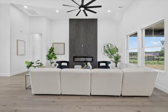 111 County Road 4867, Azle, TX 76020