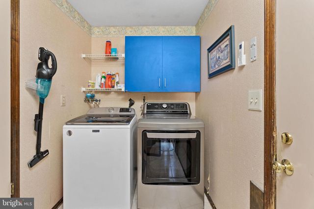 93 PETER RAFFERTY DR, Hamilton, NJ 08690