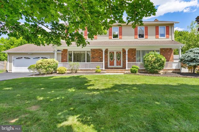 93 PETER RAFFERTY DR, Hamilton, NJ 08690