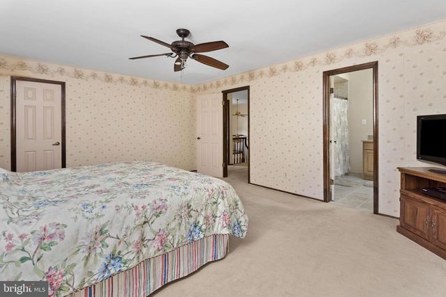 93 PETER RAFFERTY DR, Hamilton, NJ 08690