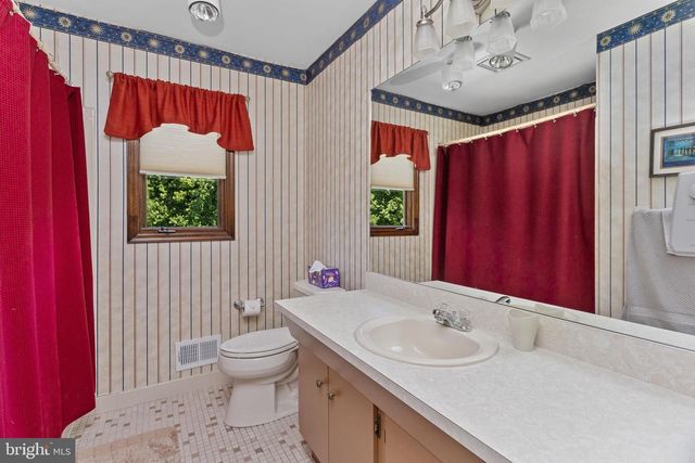 93 PETER RAFFERTY DR, Hamilton, NJ 08690