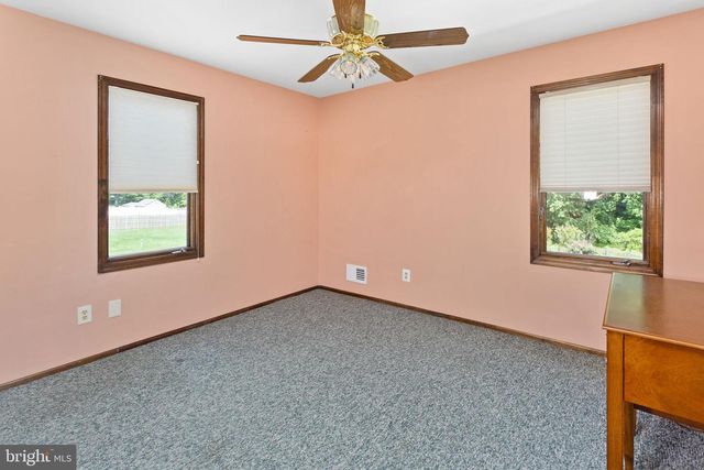 93 PETER RAFFERTY DR, Hamilton, NJ 08690