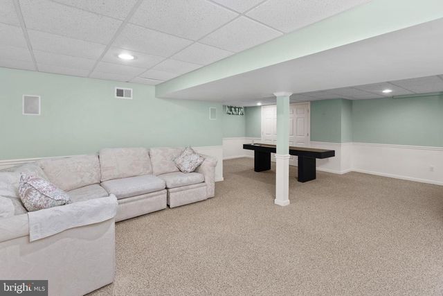 93 PETER RAFFERTY DR, Hamilton, NJ 08690