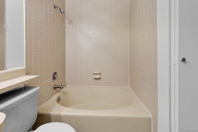 908 S Walden Way 206, Aurora, CO 80017