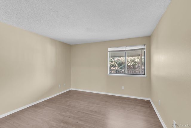 908 S Walden Way 206, Aurora, CO 80017