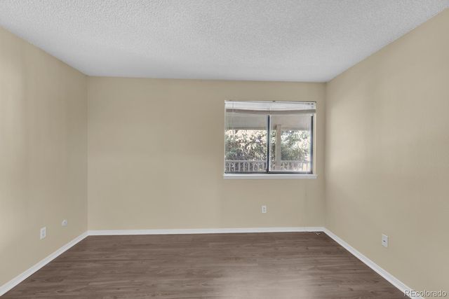 908 S Walden Way 206, Aurora, CO 80017