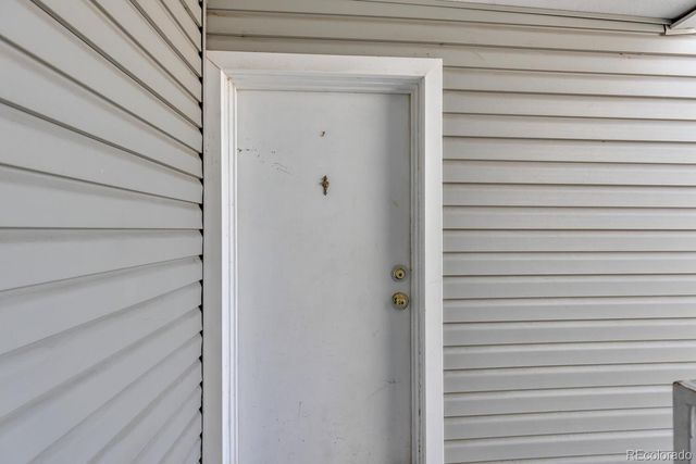 908 S Walden Way 206, Aurora, CO 80017