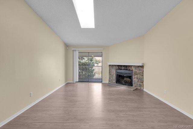 908 S Walden Way 206, Aurora, CO 80017