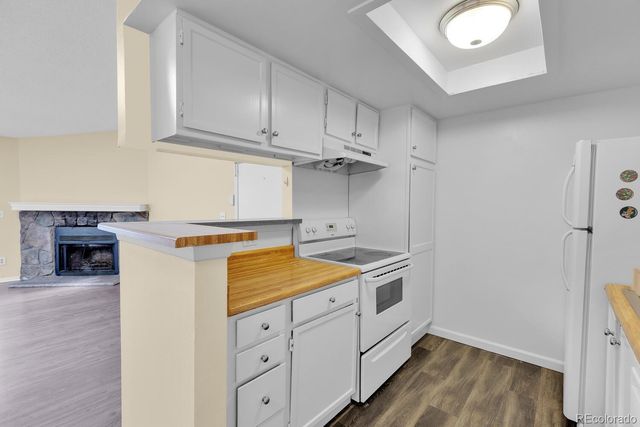 908 S Walden Way 206, Aurora, CO 80017