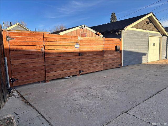 4847 N Meade St, Denver, CO 80221