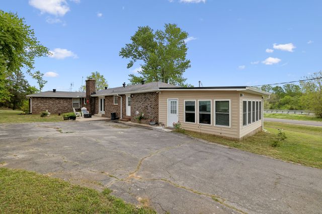 7102 Hartsville Pike, Lebanon, TN 37087