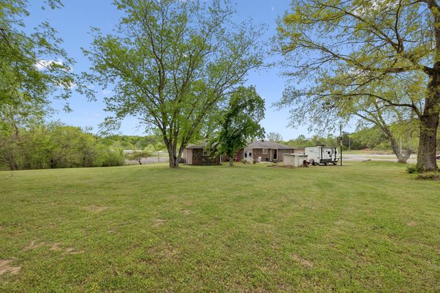 7102 Hartsville Pike, Lebanon, TN 37087