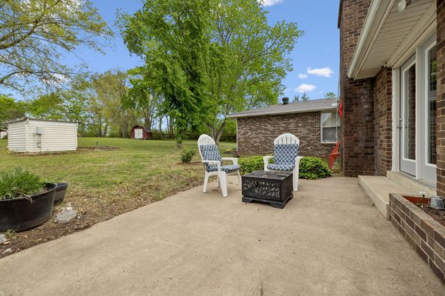 7102 Hartsville Pike, Lebanon, TN 37087