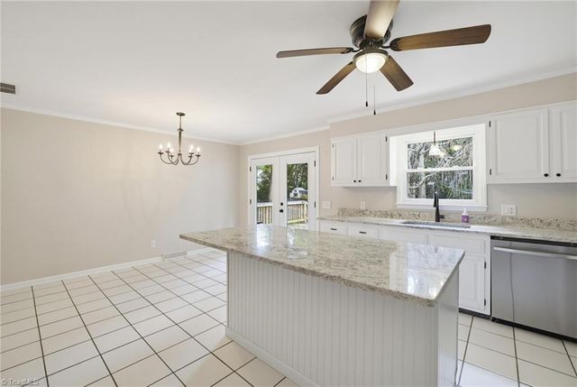 462 Knightwood Court, Kernersville, NC 27284