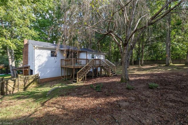 462 Knightwood Court, Kernersville, NC 27284