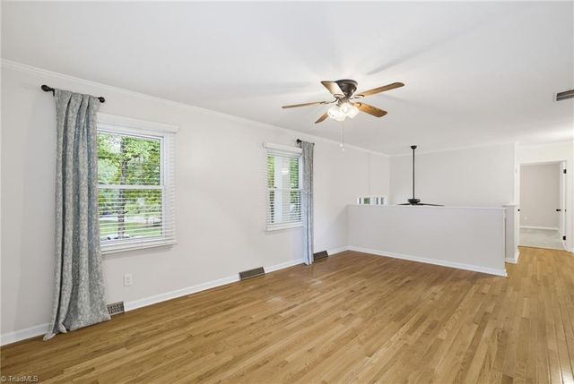 462 Knightwood Court, Kernersville, NC 27284