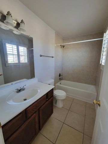 10051 RAILROAD Drive 802, El Paso, TX 79924