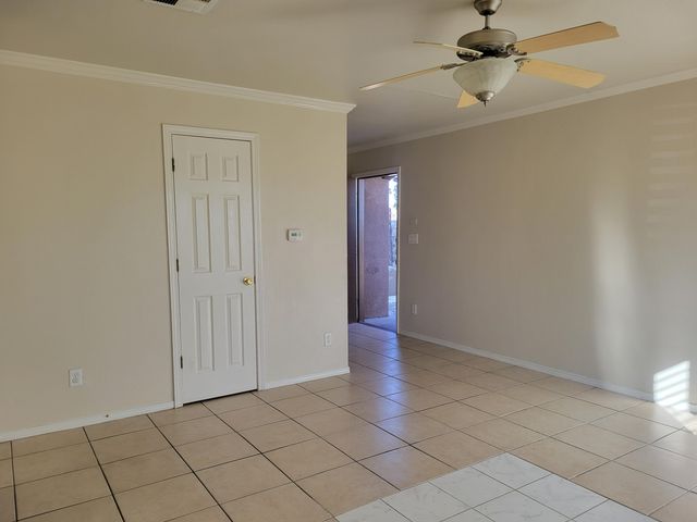 10051 RAILROAD Drive 802, El Paso, TX 79924