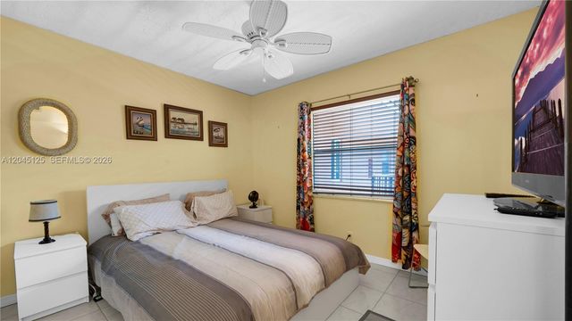 2861 Somerset Dr 301, Lauderdale Lakes, FL 33311
