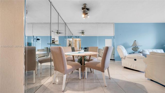 2861 Somerset Dr 301, Lauderdale Lakes, FL 33311