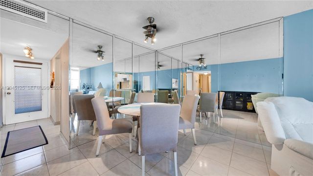 2861 Somerset Dr 301, Lauderdale Lakes, FL 33311