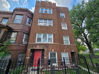 834 N Christiana Avenue 3, Chicago, IL 60651