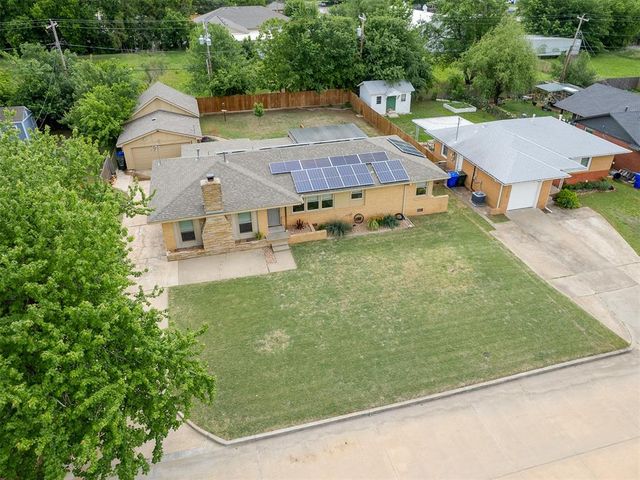 1325 Dorchester Drive, Norman, OK 73069