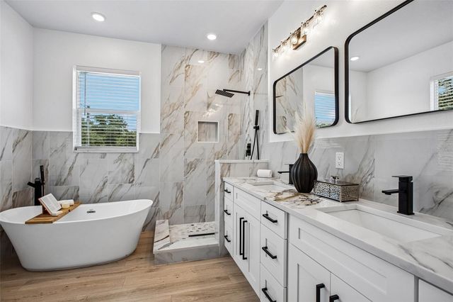 406 E CHELSEA STREET, Tampa, FL 33603