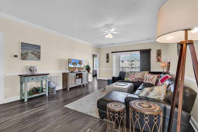 4879 Luster Leaf Cir Apt 305, Myrtle Beach, SC 29577